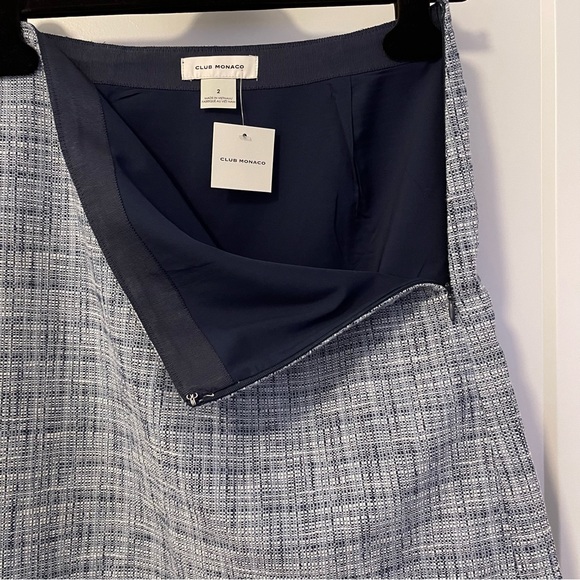 CLUB MONACO Mini Skirt | Size 2 - Picture 4 of 5